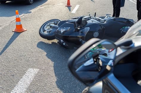 Lewisville motorcycle accident. There's no question about it, motorcycle racing is an expensive sport. Entry fees, protective gear, motorcycle accessories and replacement parts all add up to a hefty cost if you h... 