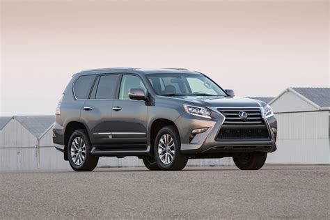 The 2013 Lexus GX comes in 2 different tri