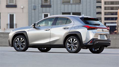 Jan 18, 2024 · The Lexus LBX is currently the only regular hybrid small SUV offered by a premium brand. It’s impressive, then, that the starting price is roughly on a par with the petrol-powered Audi Q2, while ... . 