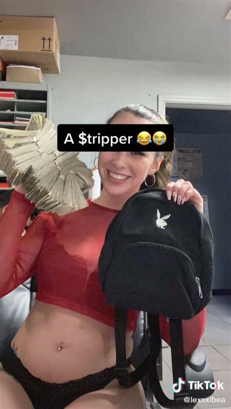 😈 Lexxxibea Onlyfans Leaked (SEX)