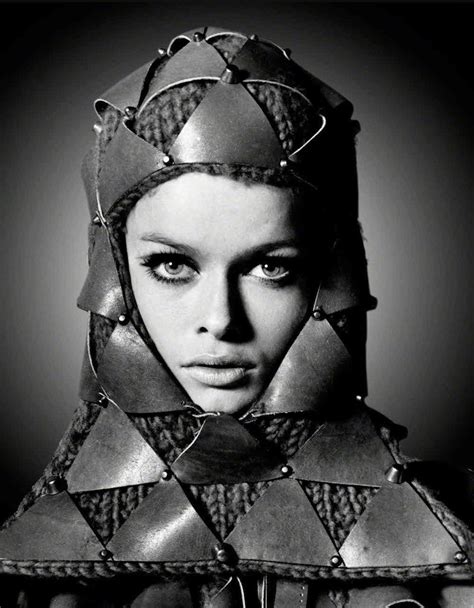 Li Sellgren &ndash; Paco Rabanne | Jean-Daniel LORIEUX &ndash; GADCOLLECTION