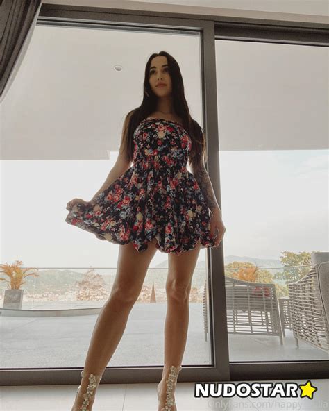 Lia onlyfans. Lia Leah Biography: Age, Career, Pictures, Videos, Net Worth, Onlyfans, Boyfriend, Instagram. TimzTell November 6, 2023 3 min read. Lia Leah (born June 6, … 