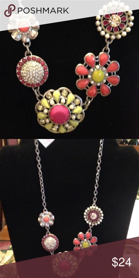 Lia sophia flower necklace. Things To Know About Lia sophia flower necklace. 