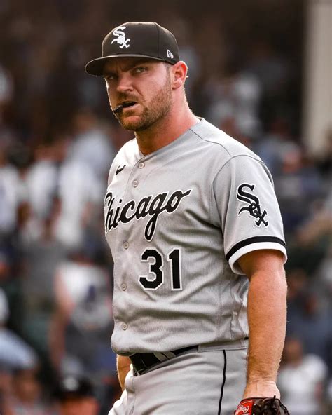 Liam Hendriks is driven to return to the Chicago White Sox after having non-Hodgkin lymphoma: ‘My job is to get this done’