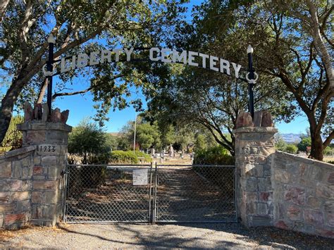 Liberty cemetery petaluma. .  ...