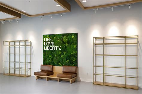 Liberty dispensary cranberry. The Healing Center is Western Pennsylvania's premier medical cannabis dispensary group. At The Healing Center, we strive to help all patients find the most effective medical marijuana treatment to increase their overall quality of life. We have the best medical professionals in the industry, and we take pride in the price and selection of ... 