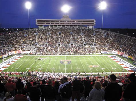 Oct 1, 2021 · 10/1/2021 - The football stadium formerly known as Liberty Bowl Memorial Stadium will soon have a new name, city leaders announced on Friday. The 58,325-seat venue will soon be called the Simmons ... . 