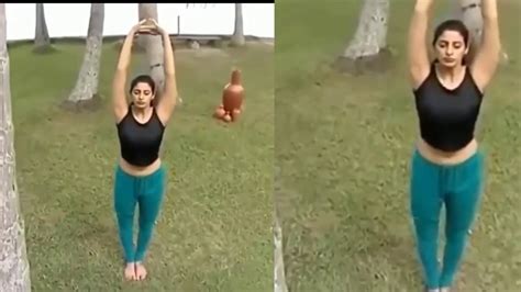 th?q=Lick armpit yoga