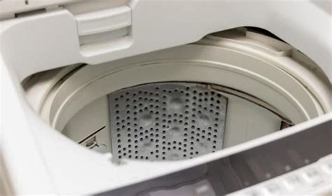 Learning to get into the manual parts testing mode of a Whirlpool Washer is very, very important as you can troubleshoot your Whirlpool washer much more easi.... 
