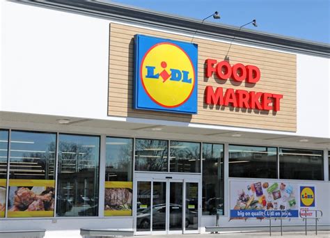 Friday August 5 2022. It’s official: the first-ever Lidl grocery store in Brooklyn is coming to Park Slope in 2024. The popular grocery store will open in the space formerly occupied by Key Food .... 