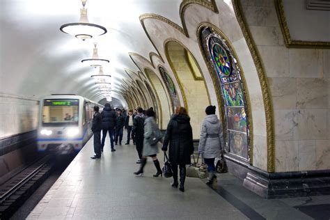 Liga de apuestas metro novoslobodskaya.