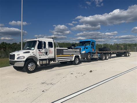 Light and Medium-Duty Towing in Naples, FL