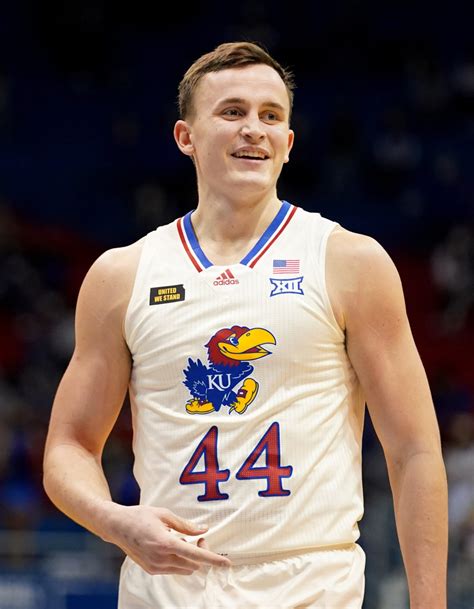 Mitch Lightfoot is a talented b-ball player who plays for the Kansas Jayhawks b-ball group. He basically plays as a power forward, and he wears pullover number 44. Additionally, Lightfoot has played in 128 games while at KU with eight beginnings entering 2021-22, and he will be a 6th year super-senior in 2021-22.