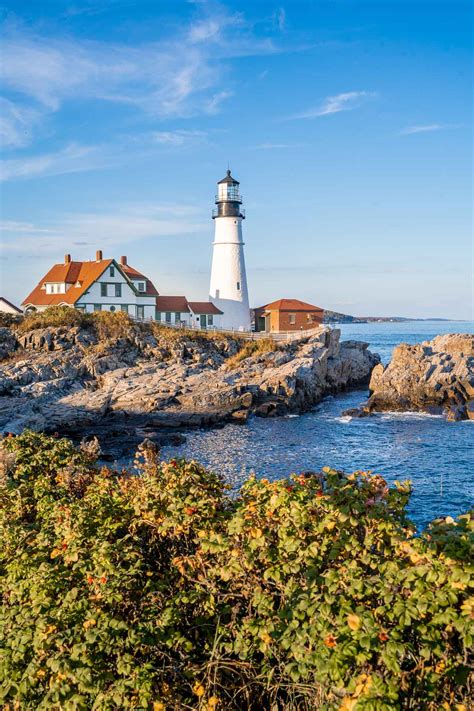 Lighthouses in portland maine. One of a long string of coastal lighthouses, Maine's Portland Head Lighthouse is proudly perched along Cliff Walk Trail and overlooks a busy Casco Bay.The 230 year old lighthouse, light keeper's quarters and surrounding grounds are well maintained and managed by Fort Williams park staff.Among lighthouse fans, this picturesque setting is … 