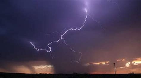 Lightning strikes kill 10 as pre-monsoon rains lash Pakistan’s eastern Punjab province