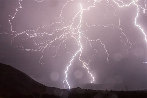 Lightning strikes kill 76 people in India; some victims were taking ...