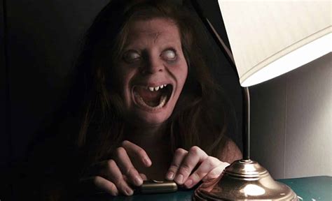Lights out horror movie. Some of the literary elements of horror include mood, foreshadowing, surprise, suspense, mystery and humor. Horror stories can also use allegory and serve as moral tales or object ... 