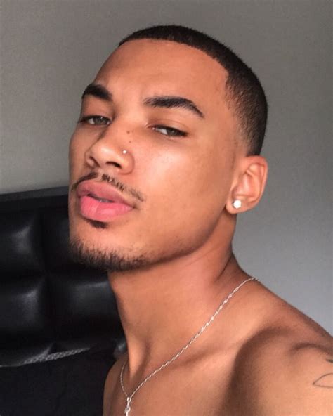 Lightskin gay. We would like to show you a description here but the site won’t allow us. 