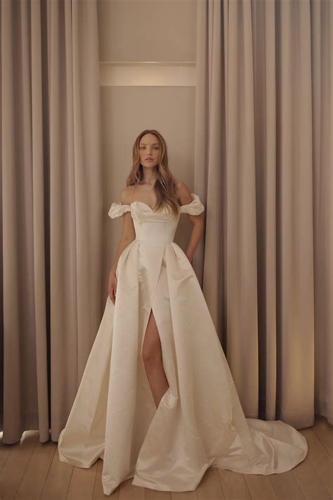 Lihi hod. Courtesy of Lihi Hod. 1. A look at the Lihi Hod Bridal Spring 2024 collection. 