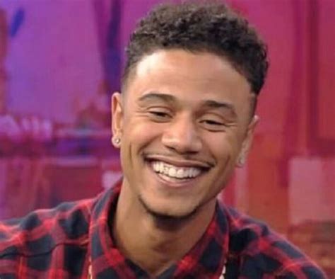 Lil’ Fizz is a $2 million net-worth American rapper and actor. Lil’ Fizz is best known as the rapper and youngest member of the R&B group B2K. On November 26, 1985, he was born Dreux Pierre Frédéric in New Orleans, Louisiana. When he was young, his family relocated to Inglewood, California, where he spent his childhood.. 