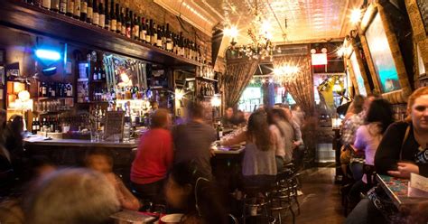 Lil frankie. Lil' Frankie's, New York, New York. 3,979 likes · 13 talking about this · 21,149 were here. Italy's neighorhood pizzeria's are known as really casual places to hang out, meet friends, eat, drink and... 