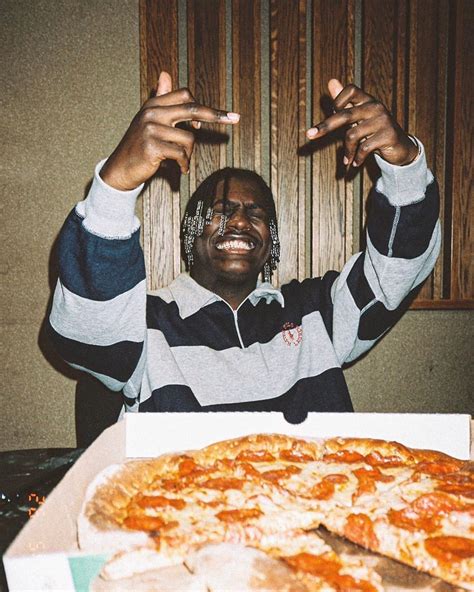 Lil yachty buffalo pizza. Yachty also discusses the new generation of rappers, including Chance The Rapper’s wins at the 2017 Grammy Awards, an historic moment for artists who focus on streaming success instead of ... 