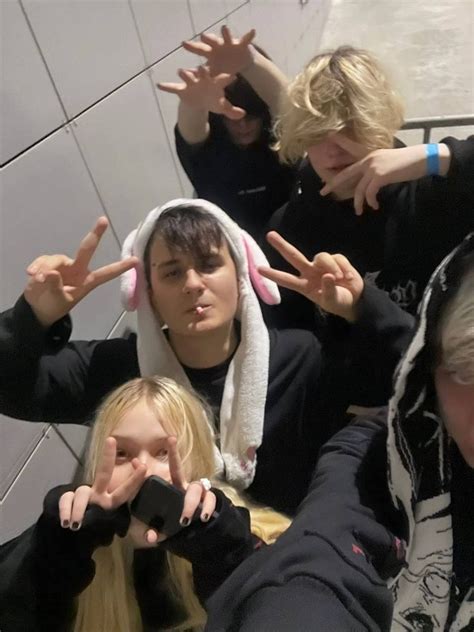 🍑 [PPV] Lil_Happiness (Shadowraze) Onlyfans Leak