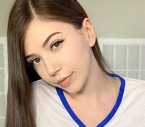 <b>Pornhub</b>'s amateur model community is here to please your kinkiest fantasies. . Lilcanadiangirl