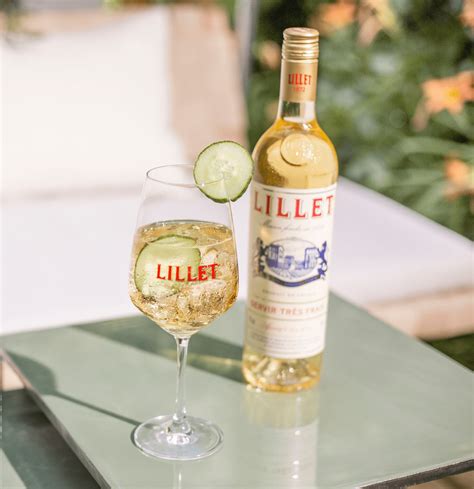 Lillet blanc cocktail. Some things mix well with alcohol and some don't. Here are 10 things that don't mix well with alcohol according to HowStuffWorks. Advertisement Every year or so, it seems, a new st... 
