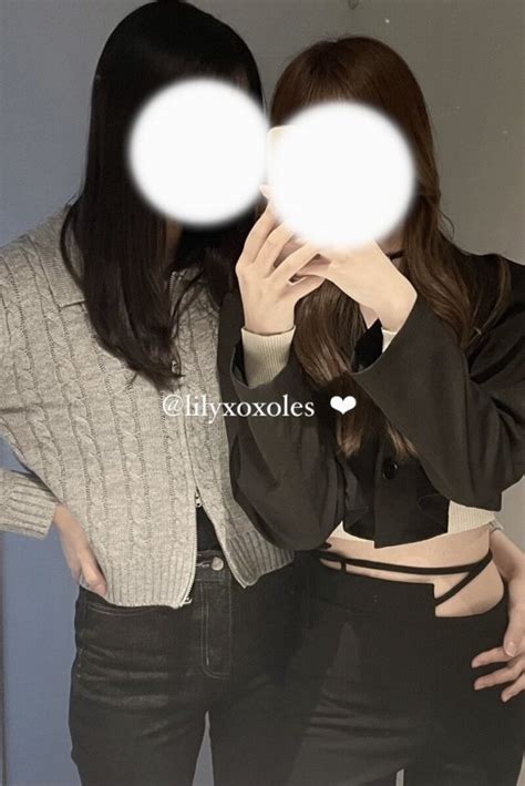 Lilyxoxoles onlyfans
