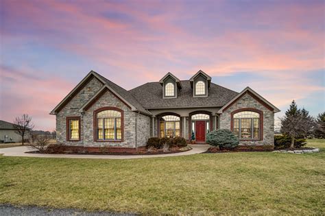 Lima ohio homes for sale. Zillow has 1009 homes for sale in Columbus OH. View listing photos, review sales history, and use our detailed real estate filters to find the perfect place. 