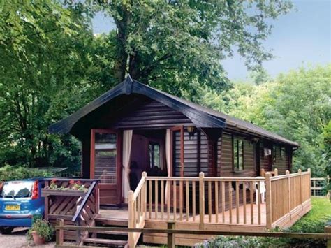 Lime Tree Park in Buxton, Peak District romantic lodge escape