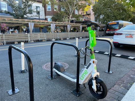 Lime is starting with a fleet of 100 mopeds in D.C., with plans to expand to 600. D.C. is the first city where Lime is offering all three of its shared mobility types — e-bikes, e-scooters and .... 