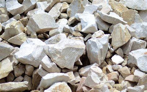 Limestone is used in buildings and in decorative monuments, in steelmaking, soil conditioning and so forth. It has many different uses across the industry. Limestone is a versatile element and can be extensively used because of its properties. It is also used in toothpaste and as a food additive.. 