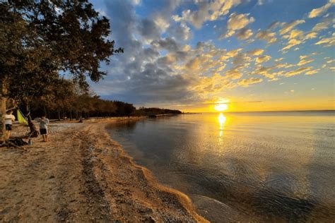 Lincoln Beach