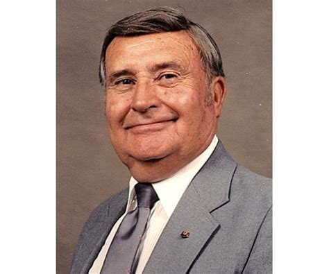 OBITUARIES. Rubin E. Kadens, 83, of Glencoe, a dentist for 55 years in Skokie, died at home Saturday. Born in Chicago, Dr. Kadens was a member of the American Dental Association and a member of ...