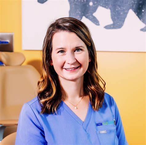 Lincoln pediatric dentistry. Afterward she completed her specialty training with the UNMC pediatric dental residency program at Children’s Hospital in Omaha. ... Lincoln, NE 68504 Ph: (402) 476 ... 