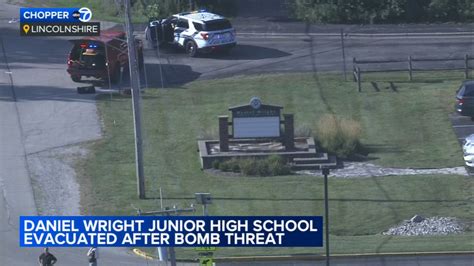 Lincolnshire junior high school evacuated after bomb threat: District