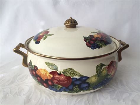 Nov 4, 2023 · Vintage LINCOWARE Enamel Dutch Oven Casserole Pot FLORAL Cookware. “Item is in very good condition. See photos.”. People are checking this out. 8 have added this to their watchlist. US $19.00Standard Shipping. See details. Seller does not accept returns. See details. Special financing available. 