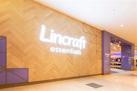 Lincraft goes back to its roots