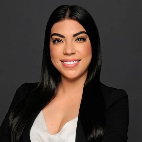 Linda Castillo Linkedin Dubai