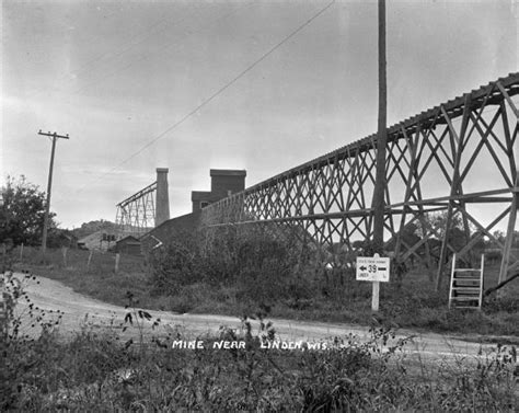 Linden Mine Photograph Wisconsin Historical Society