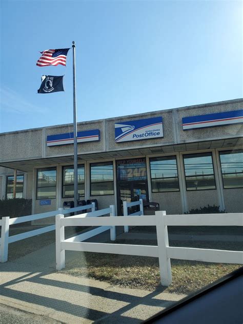 Lindenhurst post office 11757. 5 E Main St. Yaphank, NY 11980. Disclaimer: We do our best to keep the Lindenhurst Post Office, Passport Section hours, phone numbers and address updated but sometimes information change frequently. We suggest confirming with the Lindenhurst Post Office, Passport Section by calling at (800) 275-8777 for updated information. 