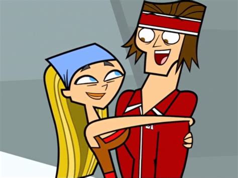 Lindsay and tyler total drama. Lindsay's big heart and childlike innocence made her one of the most well-liked competitors on the show. Although the other contestants are frequently annoyed by her noticeable lack of intelligence, Lindsay has been shown to only have pure intentions. A major running gag on the show involves her having problems remembering the name of others, even if that person is her boyfriend. This article ... 