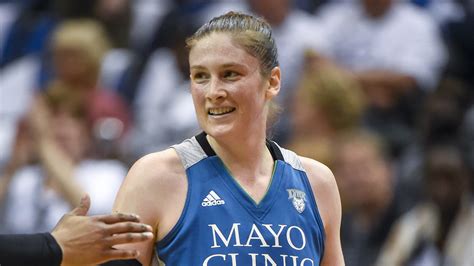 Lindsay whalen. Lindsay Whalen is one of the greatest women’s basketball players to ever step foot on the basketball court, both inside and outside of her home state of Minnesota. 