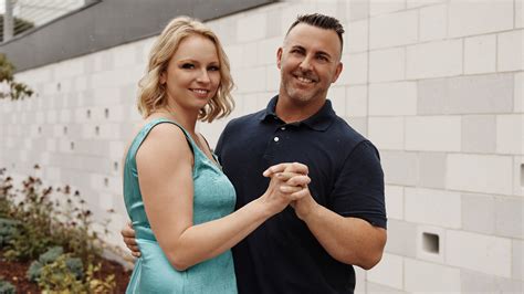 Lindsey married at first sight. Mar 9, 2022 ... Married At First Sight: Fans Turn on Lindsey for Humiliating Her Husband, Mark? · Comments8. 
