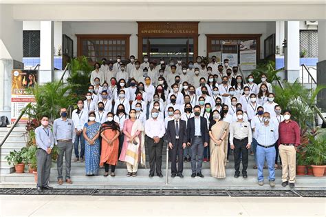 Linear Integrated Circuits Jawaharlal Nehru Engineering College