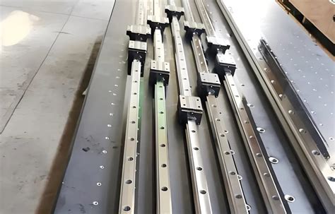 Linear rails heavy duty.  The quick-install motor mount with screws is compatible with differ...