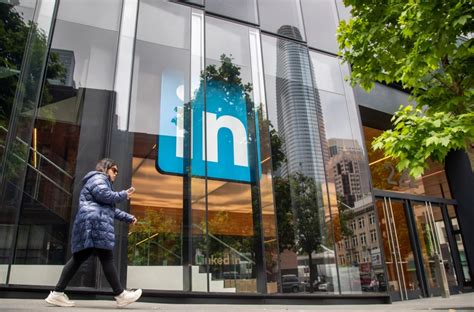 LinkedIn chops nearly 200 Bay Area jobs as local tech layoffs zoom higher