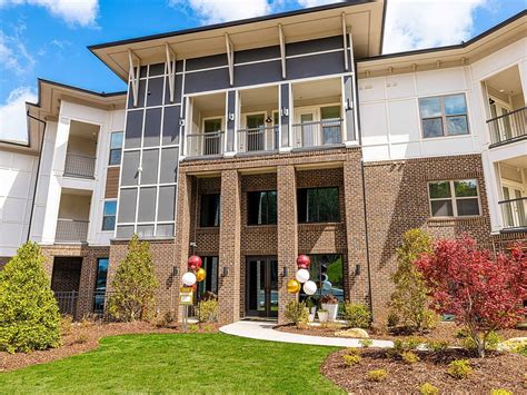 Linz Holly Springs offers 1-3 bedroom rentals starting at $1,644/month. Linz Holly Springs is located at 4501 Holly Springs Pkwy, Canton, GA 30115. See 11 floorplans, review amenities, and request a tour of the building today. . 
